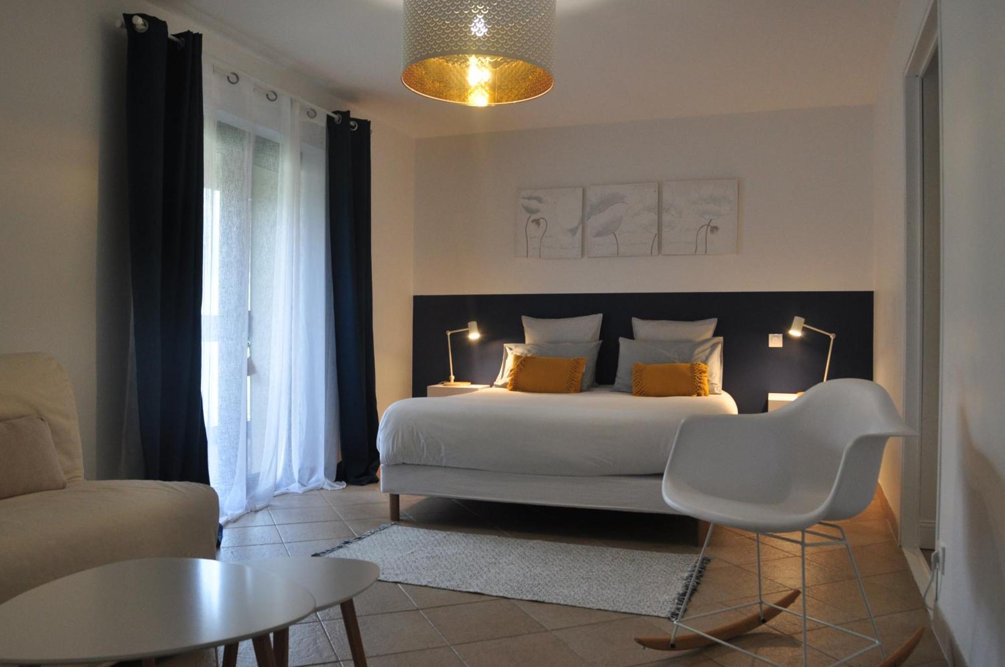 Chambre D'Hotes A La Cle Des Champs Varen Zewnętrze zdjęcie